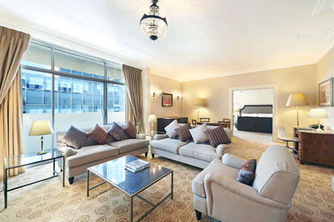 Parmelia Hilton Perth - Surfers Paradise Gold Coast 1