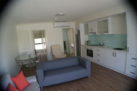 Mill View Link - Surfers Paradise Gold Coast 8