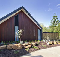 Margaret River Bungalows - Surfers Paradise Gold Coast