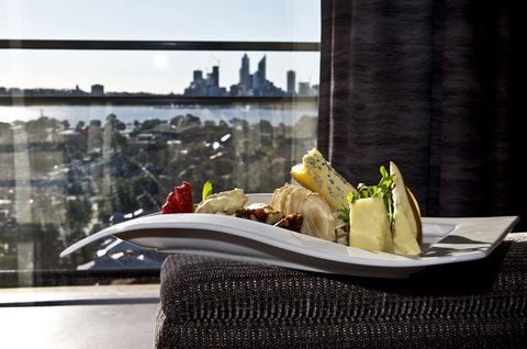 Metro Hotel Perth - Surfers Paradise Gold Coast 36