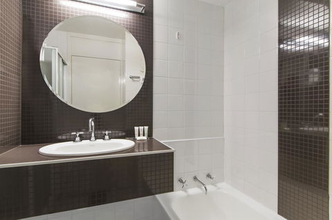 Metro Hotel Perth - Surfers Paradise Gold Coast 28