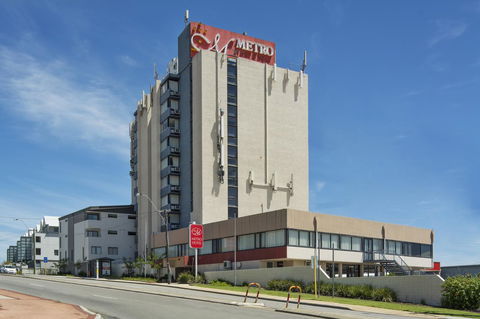 Metro Hotel Perth - Surfers Paradise Gold Coast 5