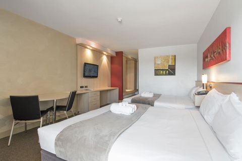 Metro Hotel Perth - Surfers Paradise Gold Coast 24
