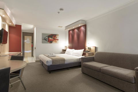 Metro Hotel Perth - Surfers Paradise Gold Coast 23