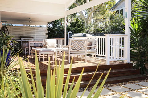 Calming Waters - Pet Friendly - Community Pool - Surfers Paradise Gold Coast 30