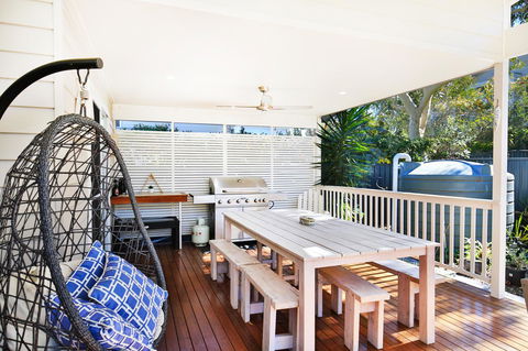 Calming Waters - Pet Friendly - Community Pool - Surfers Paradise Gold Coast 27