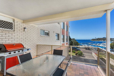 Laman Lodge, Unit 2, 15 Laman Street - Surfers Paradise Gold Coast 12