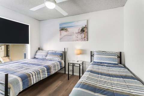 Laman Lodge, Unit 2, 15 Laman Street - Surfers Paradise Gold Coast 10