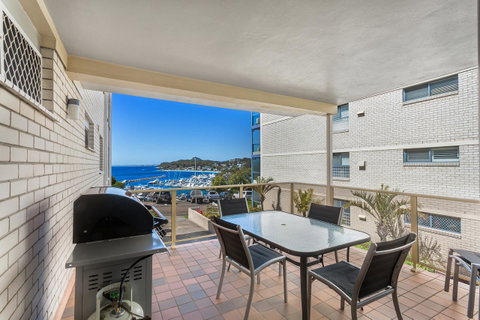Laman Lodge, Unit 2, 15 Laman Street - Surfers Paradise Gold Coast 13