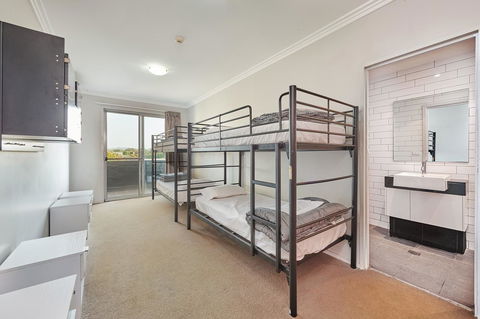 Nomads Byron Bay Backpackers - Surfers Paradise Gold Coast 38