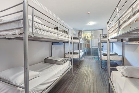 Nomads Byron Bay Backpackers - Surfers Paradise Gold Coast 31