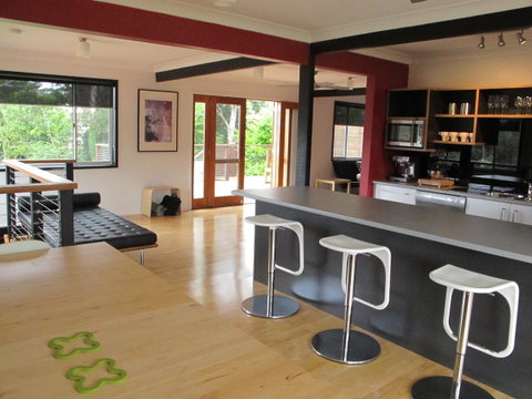 Pendeli Beach House - Surfers Paradise Gold Coast 3