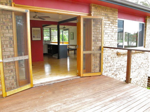 Pendeli Beach House - Surfers Paradise Gold Coast 7