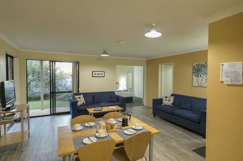 Amalfi Resort - Surfers Paradise Gold Coast 11