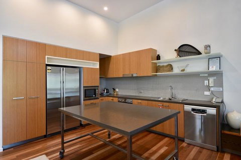 East On Byron - Surfers Paradise Gold Coast 12