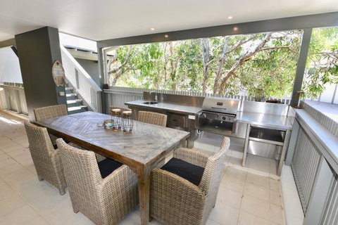 East On Byron - Surfers Paradise Gold Coast 11