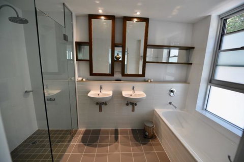 East On Byron - Surfers Paradise Gold Coast 18
