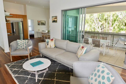East On Byron - Surfers Paradise Gold Coast 24