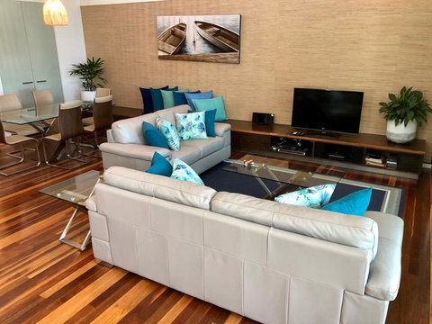 East On Byron - Surfers Paradise Gold Coast 38