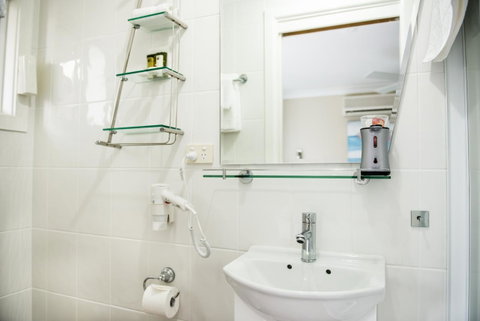 Nelson Bay Bed & Breakfast - Surfers Paradise Gold Coast 25
