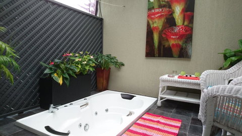 Nelson Bay Bed & Breakfast - Surfers Paradise Gold Coast 9