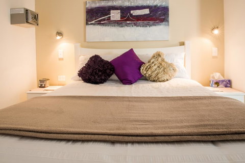 Nelson Bay Bed & Breakfast - Surfers Paradise Gold Coast 26