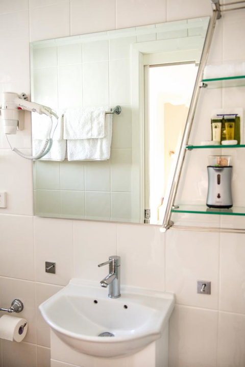 Nelson Bay Bed & Breakfast - Surfers Paradise Gold Coast 27