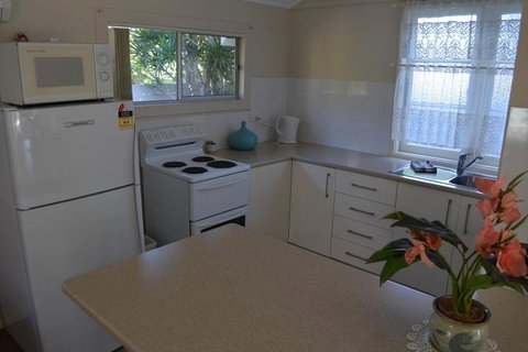 Sundial Holiday Units - Surfers Paradise Gold Coast 4