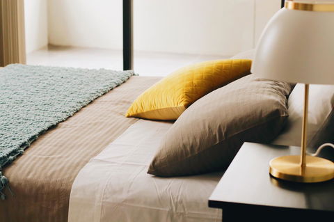 Modern & Cosy 2-Bedroom Apartment Hornsby - Surfers Paradise Gold Coast 4