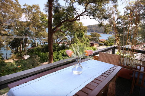 Refuge Cove On Pittwater - Surfers Paradise Gold Coast 4