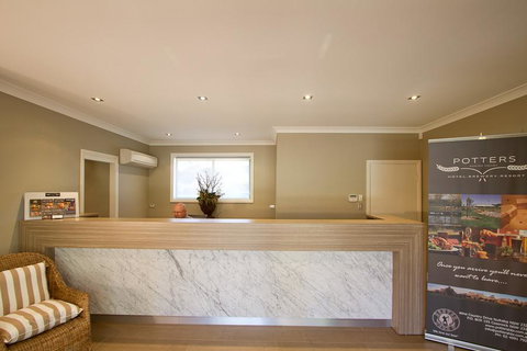 Potters Apartments - Surfers Paradise Gold Coast 32