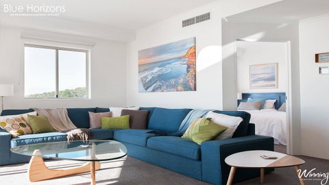 Blue Horizons, Unit 808, 41-45 Shoal Bay Road - Surfers Paradise Gold Coast 2