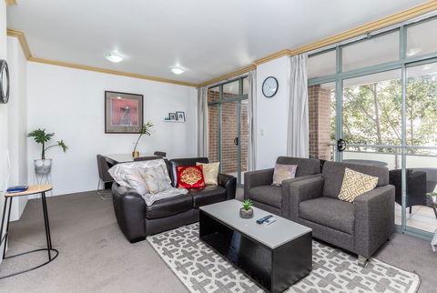 DD Apartments On Darling Harbour - Surfers Paradise Gold Coast 23