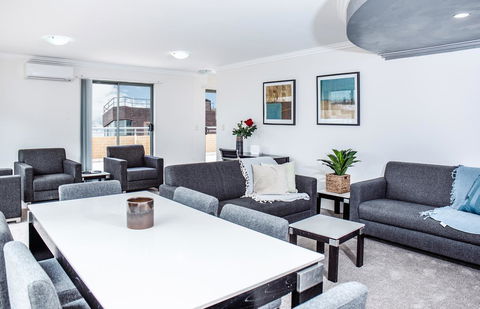 DD Apartments On Darling Harbour - Surfers Paradise Gold Coast 10