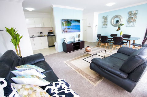 DD Apartments On Darling Harbour - Surfers Paradise Gold Coast 3