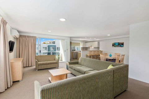 Quality Suites Pioneer Sands - Surfers Paradise Gold Coast 5