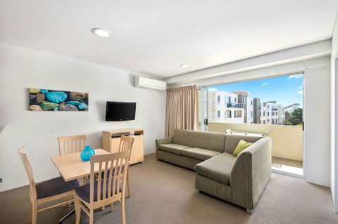 Quality Suites Pioneer Sands - Surfers Paradise Gold Coast 3