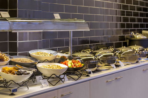 Travelodge Hotel Sydney Airport - Surfers Paradise Gold Coast 6