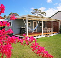 Hayes Beach House - Jervis Bay - Pet Friendly - Surfers Paradise Gold Coast