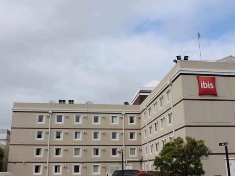 Ibis Newcastle - Surfers Paradise Gold Coast 36