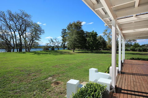 Terara Riverside Retreat - Surfers Paradise Gold Coast 39