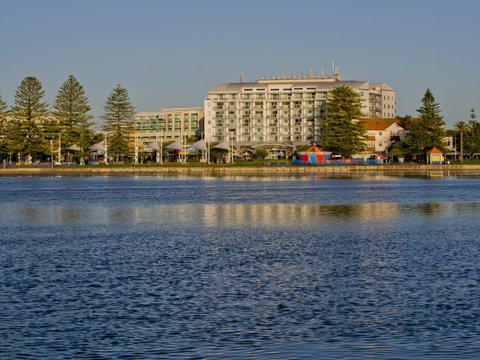 Oaks The Entrance Waterfront Suites - Surfers Paradise Gold Coast 15