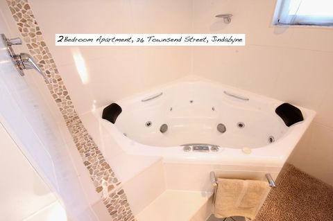 Full Circle Apartments - Surfers Paradise Gold Coast 27