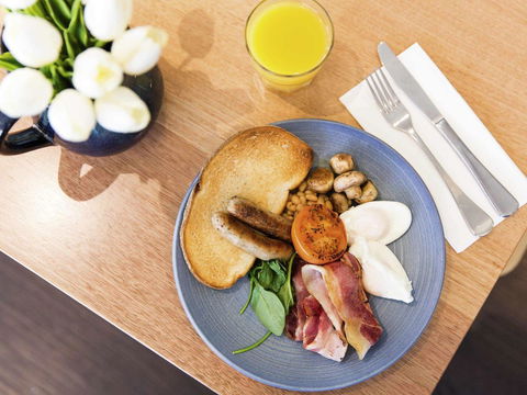 Ibis Sydney Darling Harbour - Surfers Paradise Gold Coast 32