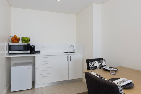 Sage Hotel Wollongong - Surfers Paradise Gold Coast 43