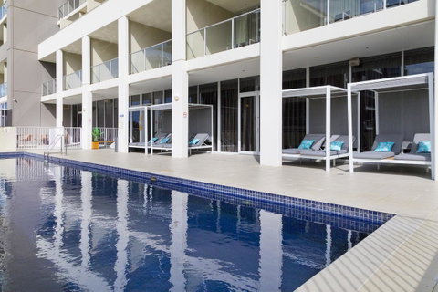 Sage Hotel Wollongong - Surfers Paradise Gold Coast 36