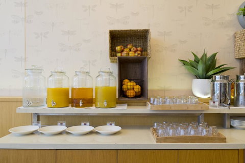 Sage Hotel Wollongong - Surfers Paradise Gold Coast 13