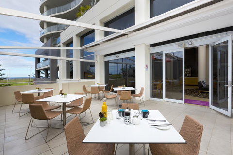 Sage Hotel Wollongong - Surfers Paradise Gold Coast 31
