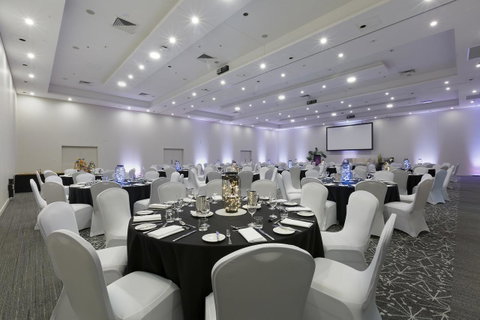 Sage Hotel Wollongong - Surfers Paradise Gold Coast 26