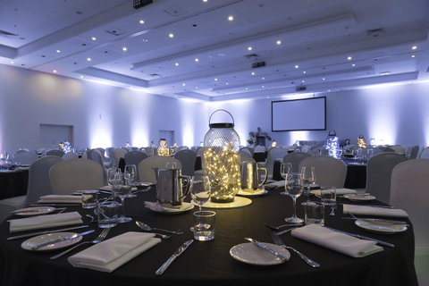 Sage Hotel Wollongong - Surfers Paradise Gold Coast 29